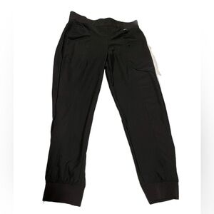 ClimateRight by CuddlDuds 5 pockets. All in front and one zips. Size L MM